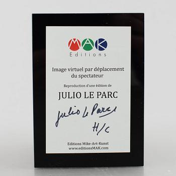 Julio Le Parc, "Image virtuel par déplacement du spectateur".