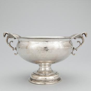 BRÄNNVINSSKÅL, silver, Christoffer Bauman, Hudiksvall, 1780. Vikt ca 318g.