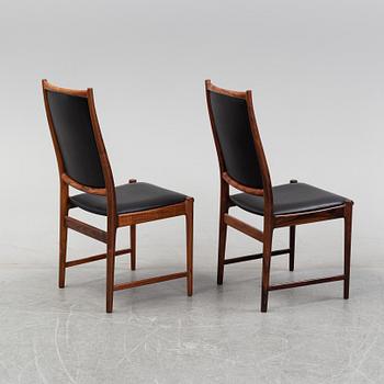 Matgrupp med bord samt 8 stolar bla, "Darby", Torbjørn Afdal, Nesjestranda møbelfabrikk, Norge, 1960-tal.