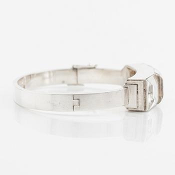 Wiwen Nilsson, armring sterlingsilver med trappslipad bergkristall, Lund 1945.