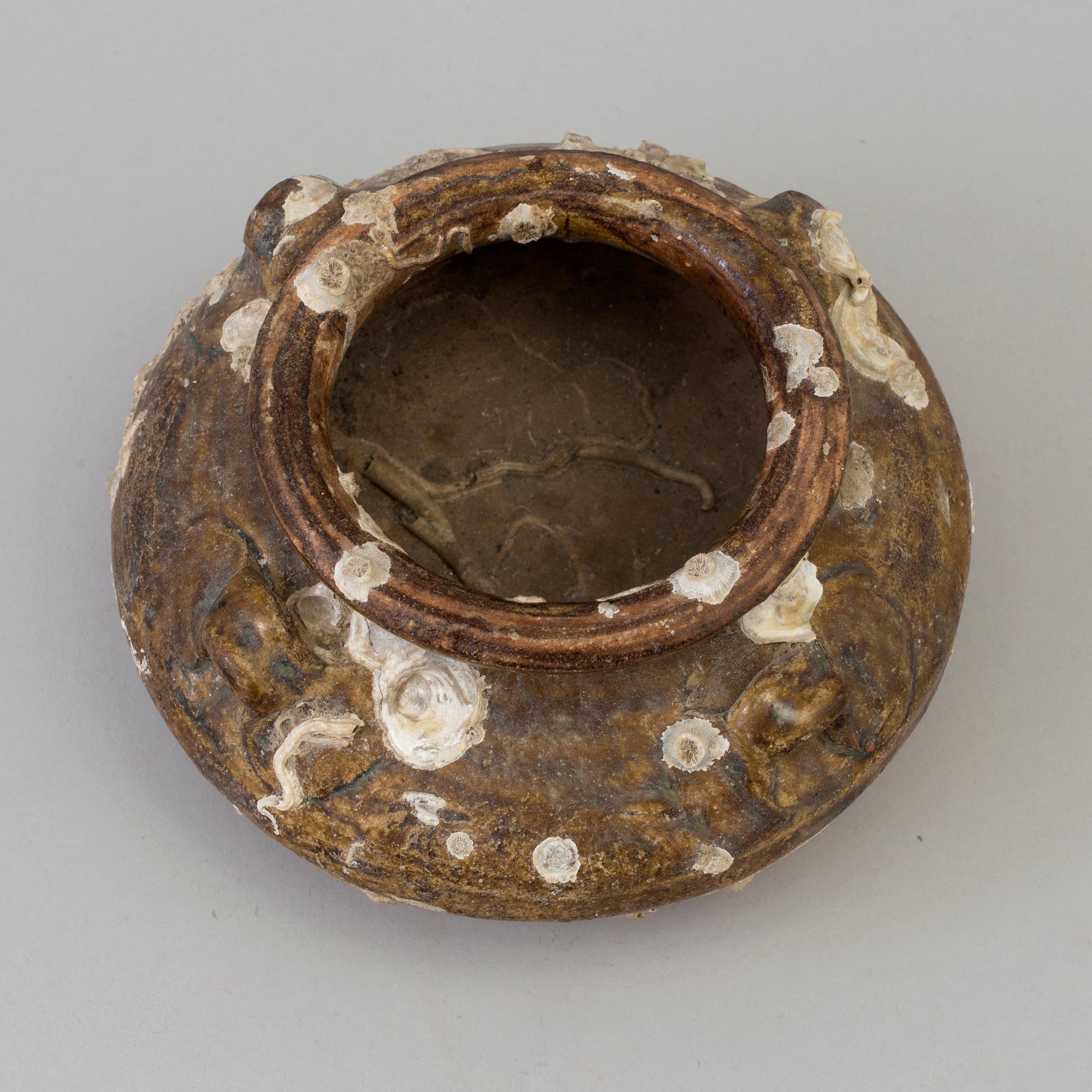 A brown glazed jar, Ming dynasty (1368-1644).