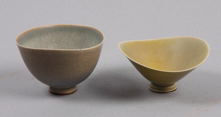 SKÅLAR, 2 st, stengods, Berndt Friberg, Gustavsberg.