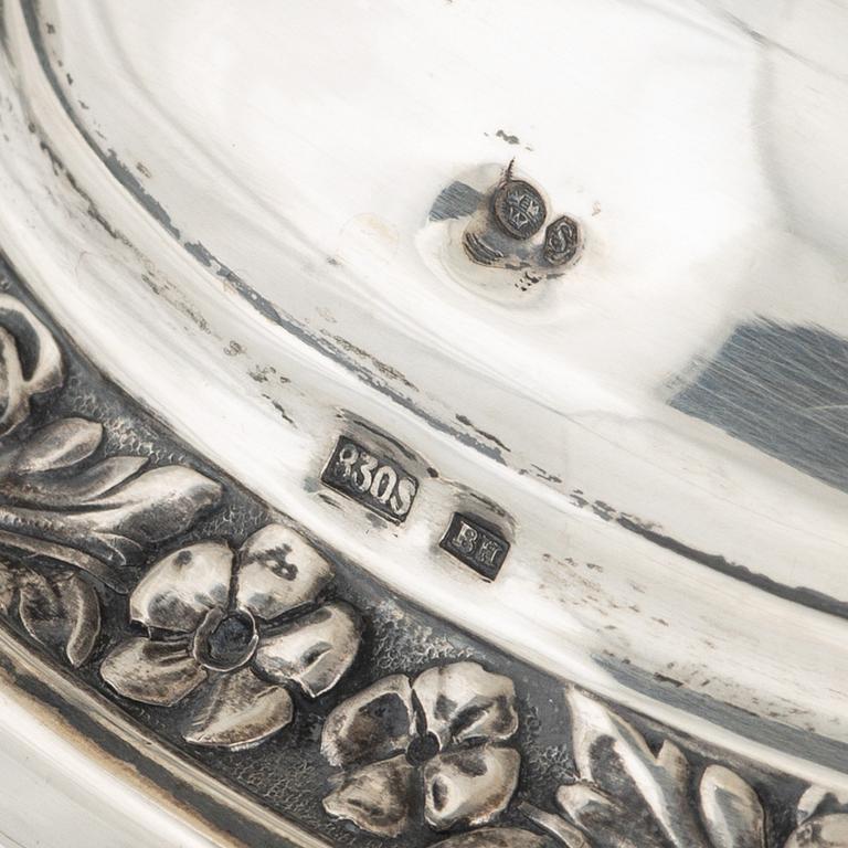 A silver jardiniere and a box,  including mark of Johan Petter Lund, Kristianstad (active 1795-1808).