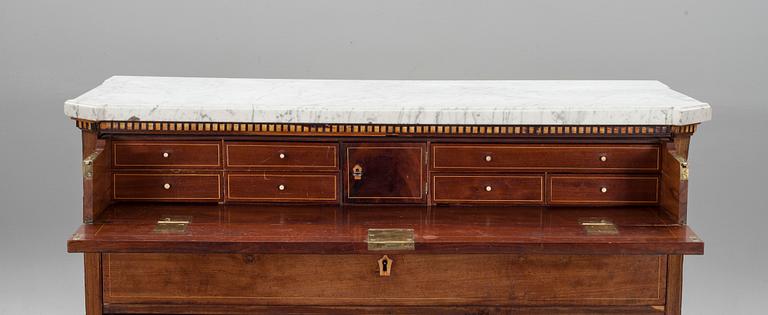 SKRIVBYRÅ, sengustaviansk, omkring 1800.