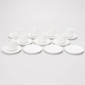 A 53 piece "Winterreise" & "Polygon"  dinner/coffee set by Rut Bryk and Tapio Wirkkala for Rosenthal. Late 20th century.