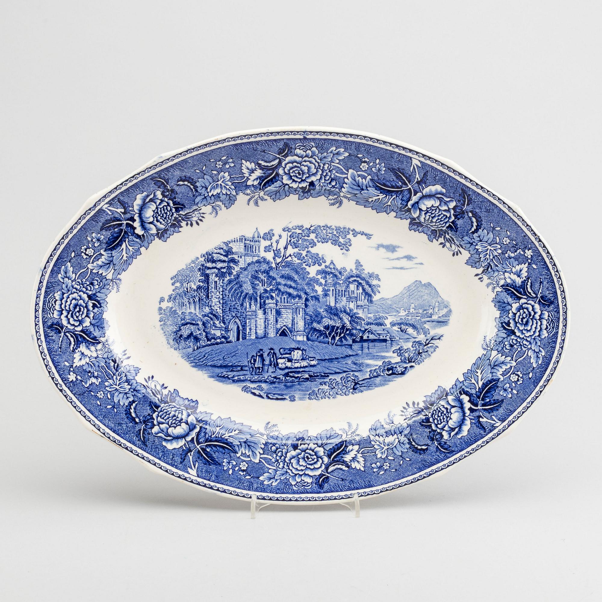 A Reinhard Richter 53 pcs Masema dinner service for Arabia.