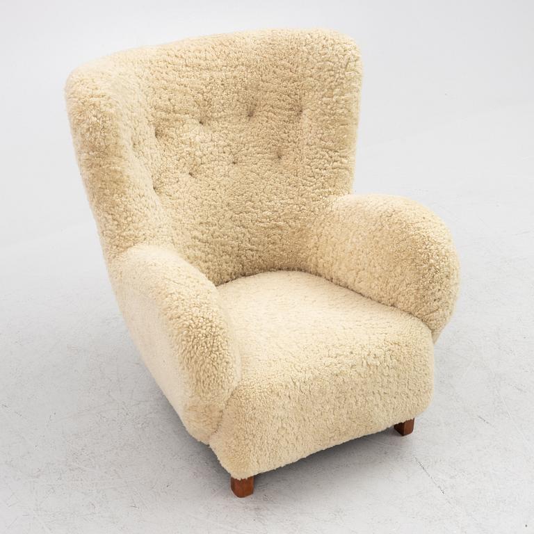 A Scandinavian Modern armchair, mid-20th Century.