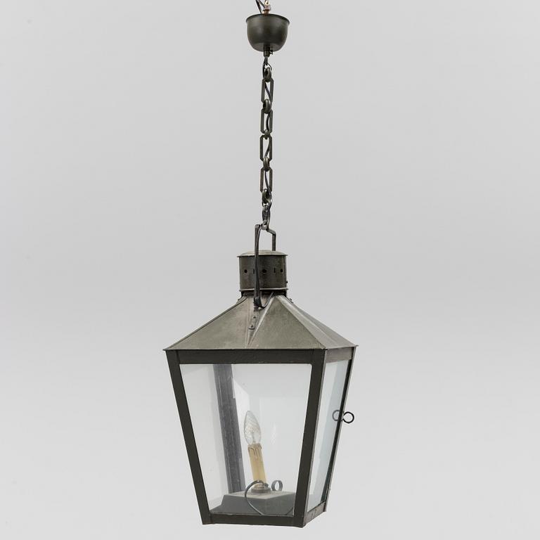 A first half of the 20th century ceiling light. Heigt ca 65 cm.