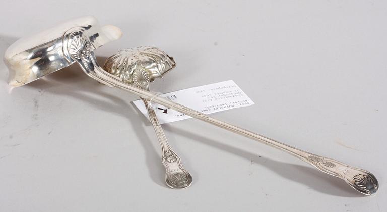 SOPPSLEV samt STRÖSKED. Silver, 1800-tal.