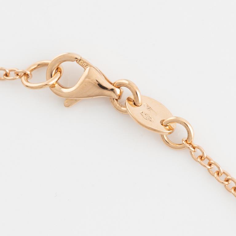 Brilliant cut diamond bracelet.