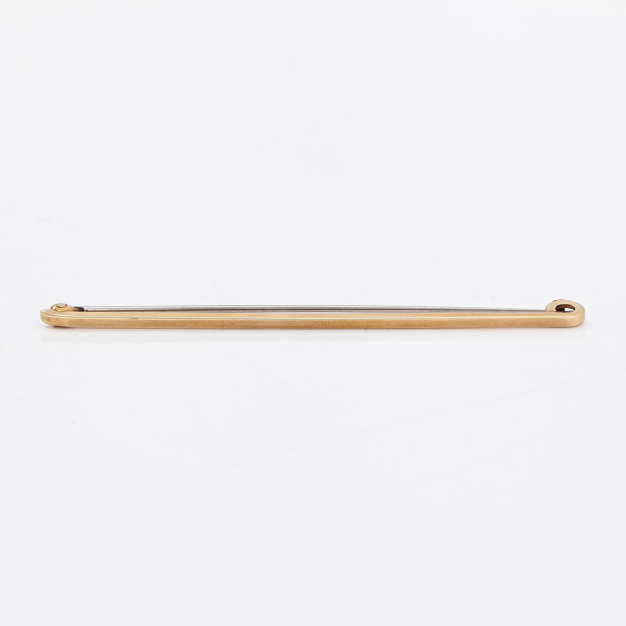 Tie pin/brooch, 9K gold with steel pin. Unmarked.