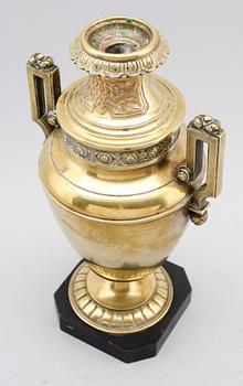 URNA, mässing, gustaviansk stil, 1800-tal.