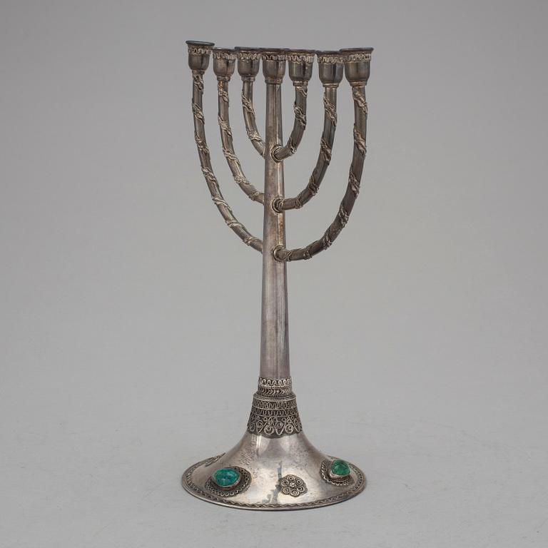 KANDELABER/MENORAH, sterlingsilver, Israel, 1900-talets mitt. Vikt ca 200 gram.