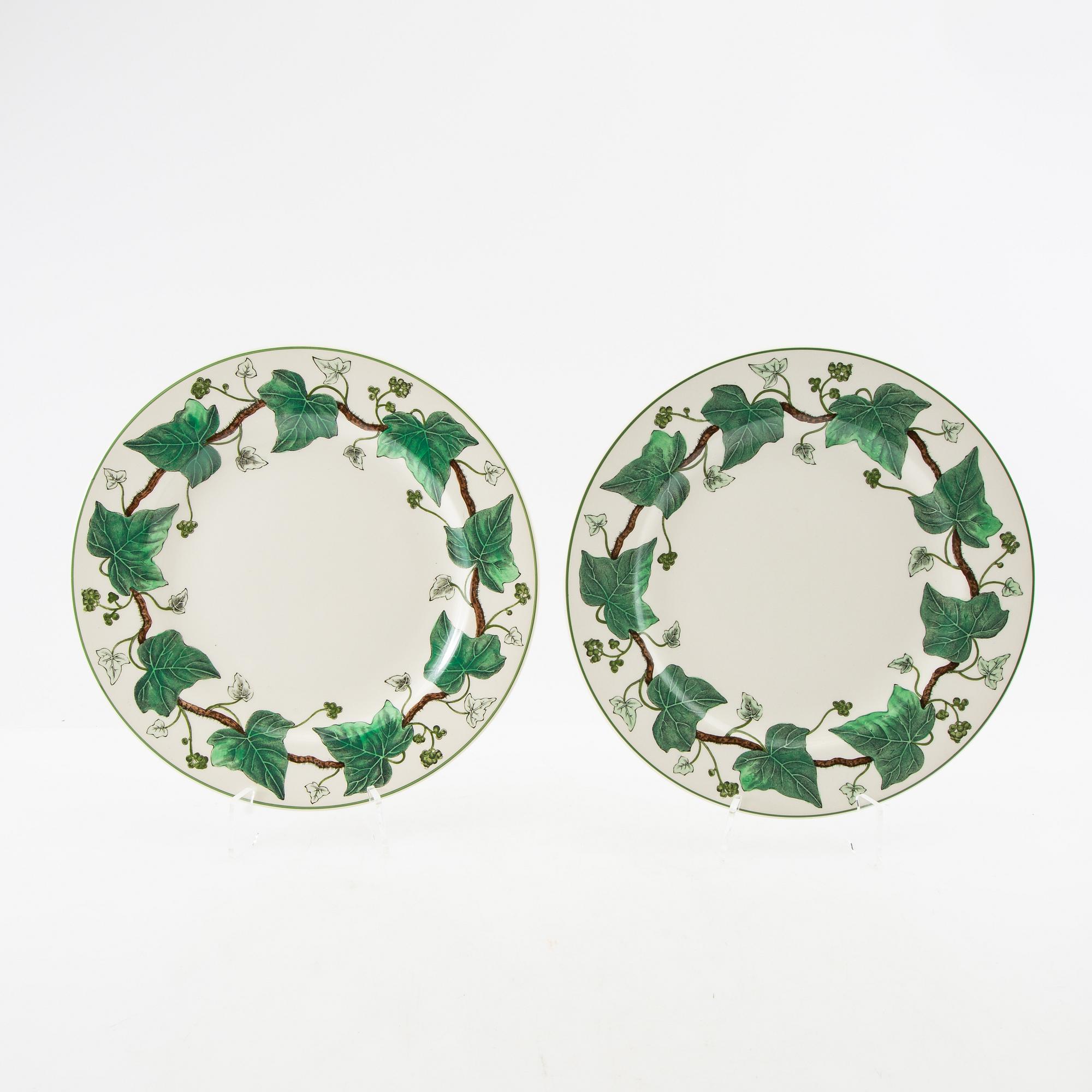 Plates 8 pcs "Napoleon Ivy" Wedgwood second half of the 1900s porcelain.