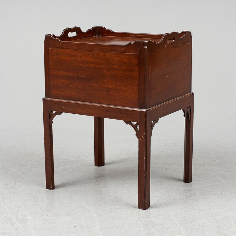 BEDSIDE TABLE, probably England, second half of the 20th century.