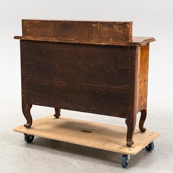 A late Baroque chest of drawers, first half of the 18th Century.