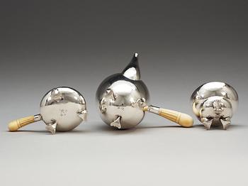 GEORG JENSEN, moccaservis tre delar "Magnolia/Blossom", Köpenhamn 1918-20,