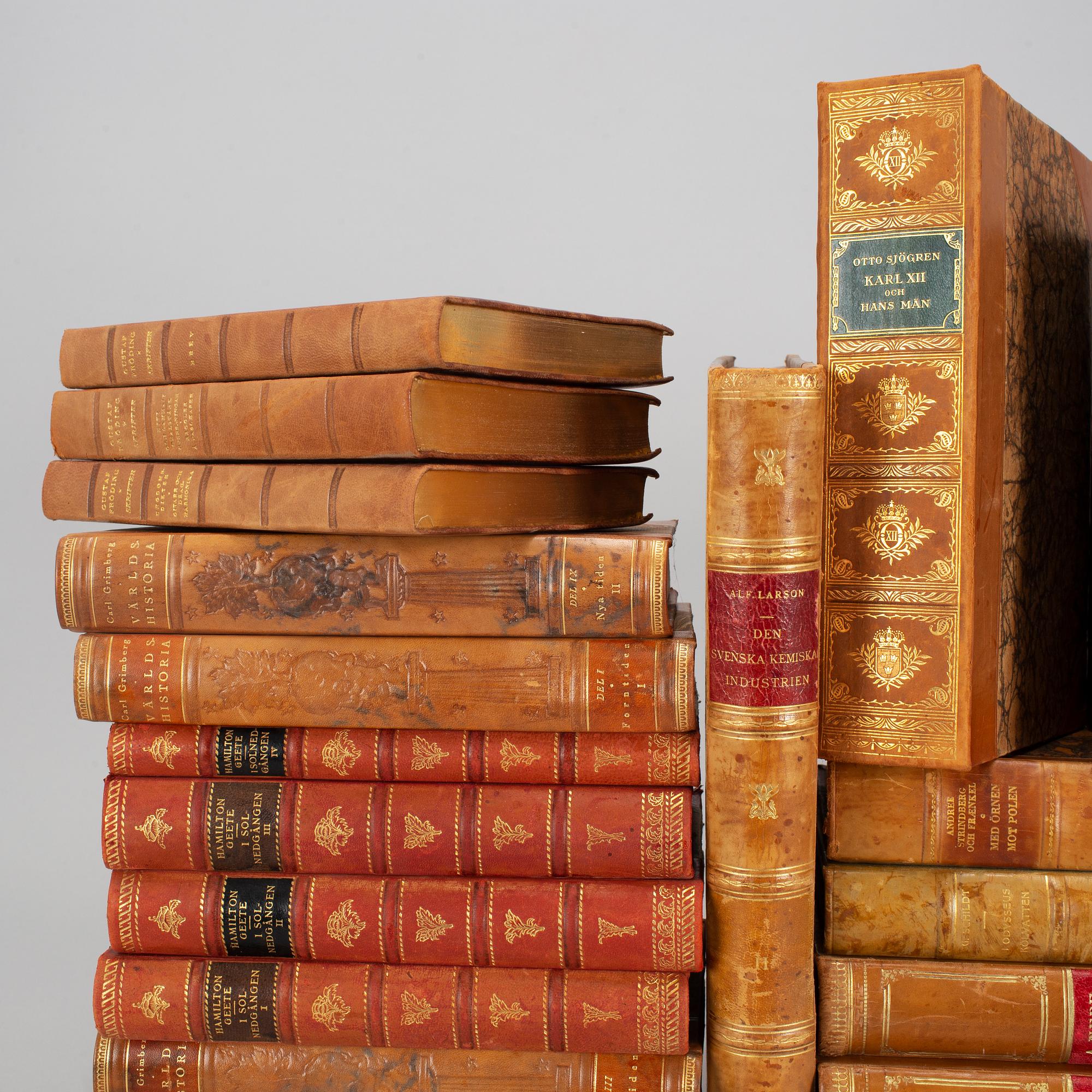 42 swedish books, first half of the 20th century.