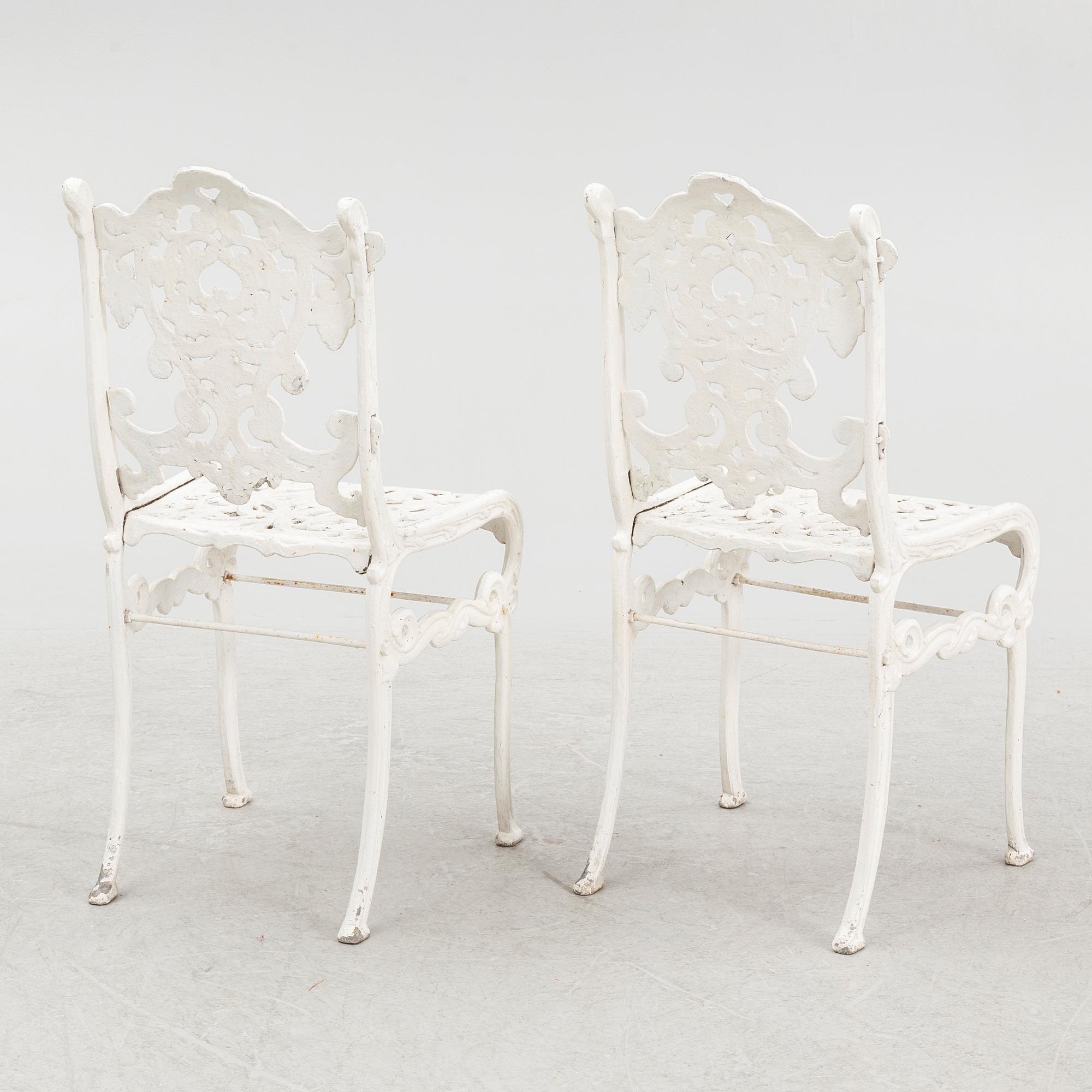 Garden furniture, 3 pieces, mid-20th century.