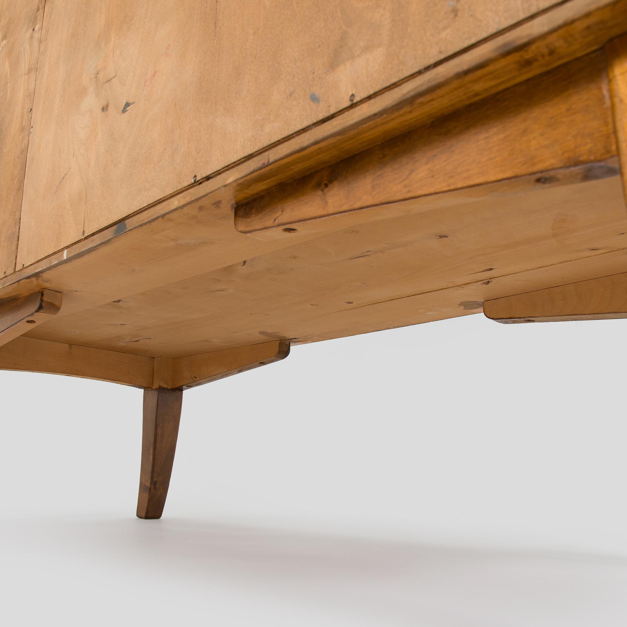 A 1940s cabinet, model 193, Asko Finland.
