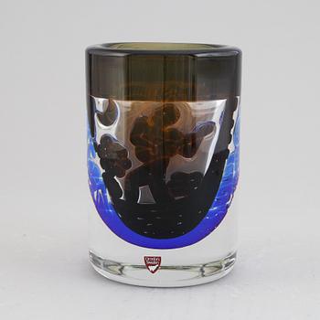 Edvin Öhrström, a signed glass vase, 'Gondoljären', Orrefors, 1986.