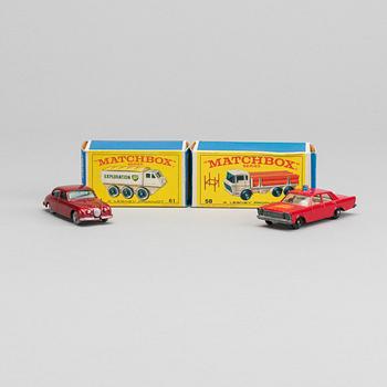 LESNEY MATCHBOX SERIES 4 st, bland annat DAF Girder Truck RW 58C-1.