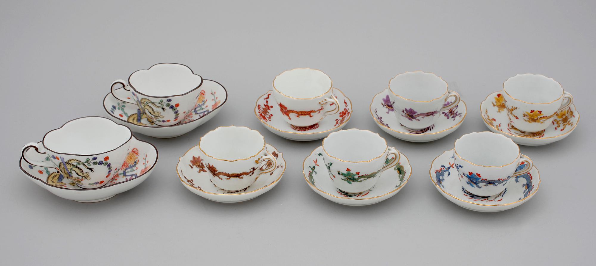 KAFFEKOPPAR MED FAT, 6+2 st. Porslin, Meissen. 1900-tal.