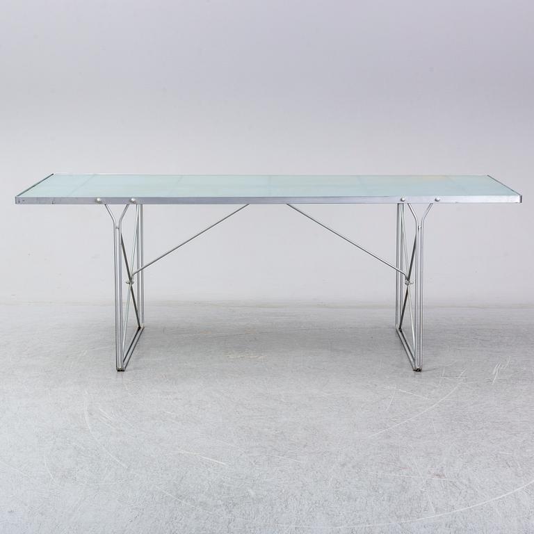 IKEA, "Moment", formgiven av Niels Gammelgaard 1985.