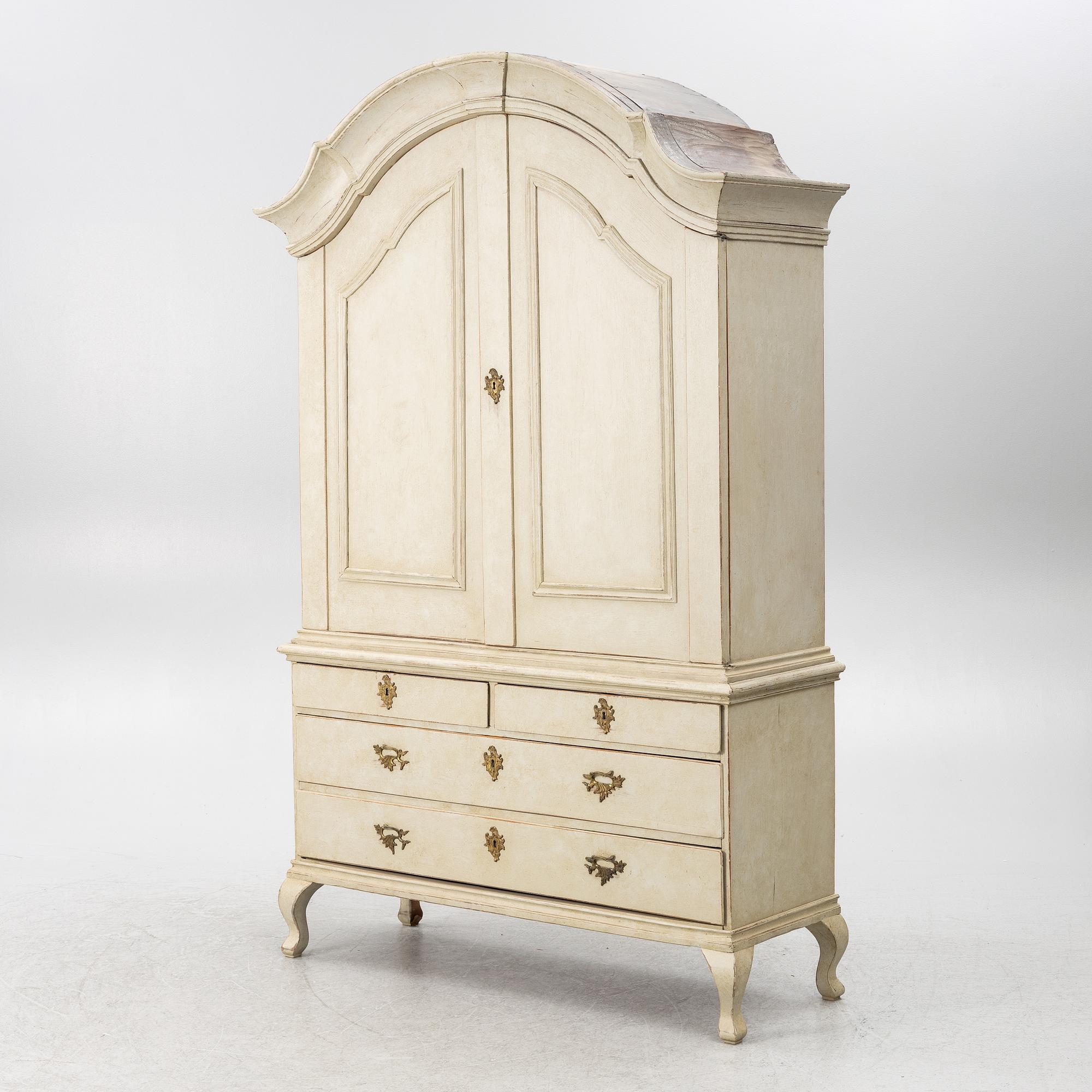Cabinet, Rococo style.19th/20th century.