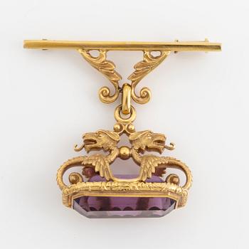 Amethyst brooch.