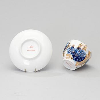 A 34-piece'Golden Garden' porcelain tea- and coffee set from Lomonosov, Soviet Union.