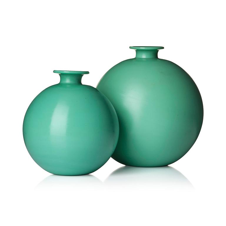 Harald Notini, vaser, två stycken, "Cryopas", modell C11550, Pukebergs Glasbruk, 1930-tal.