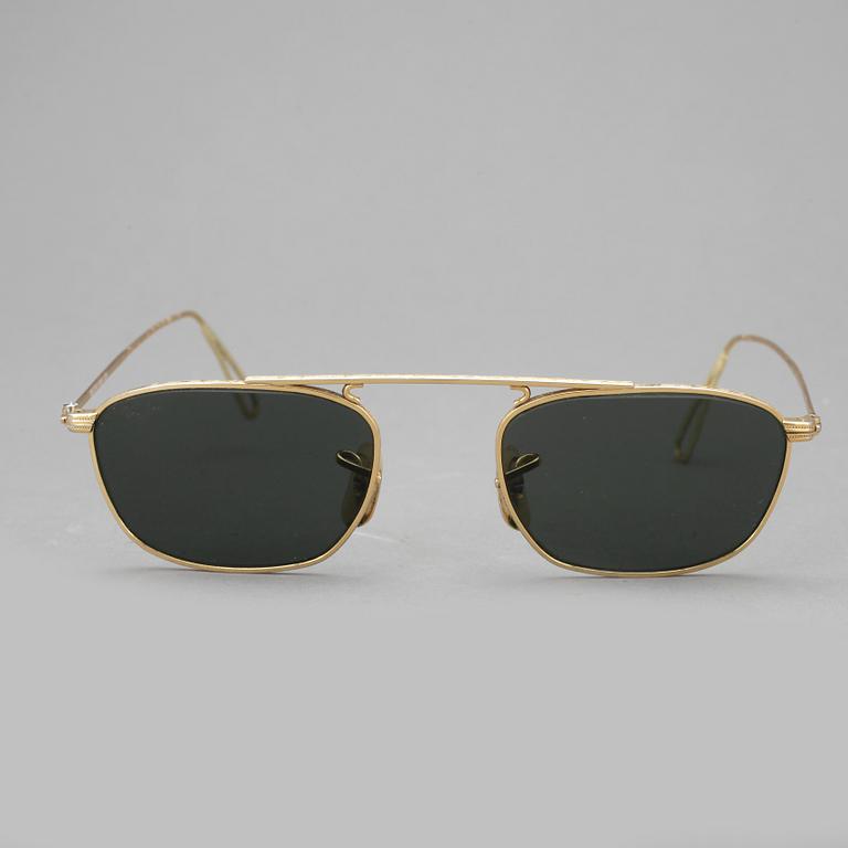 SOLGLASÖGON, Ray Ban.