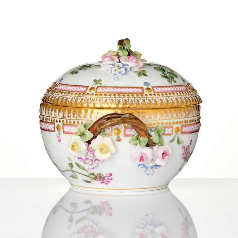 A Royal Copenhagen 'Flora Danica' bonbonniere with cover, Denmark, 1870-90s.