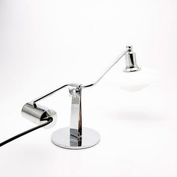 Poul Henningsen, pianolampa/kiplampa, "PH2/1", Louis Poulsen, Danmark.