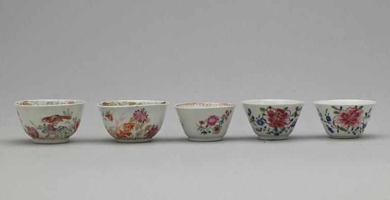 KOPPAR, 5 st samt FAT, 3 st, porslin, Kina, 1700-tal.