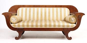 SOFFA, Karl Johan-stil, 1900-tal.