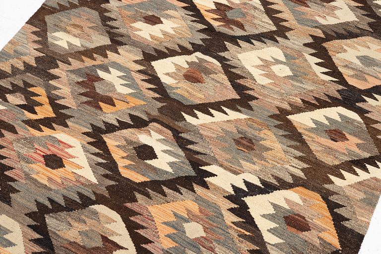 Matta, kelim, afghanistan, ca 195 x 147 cm.