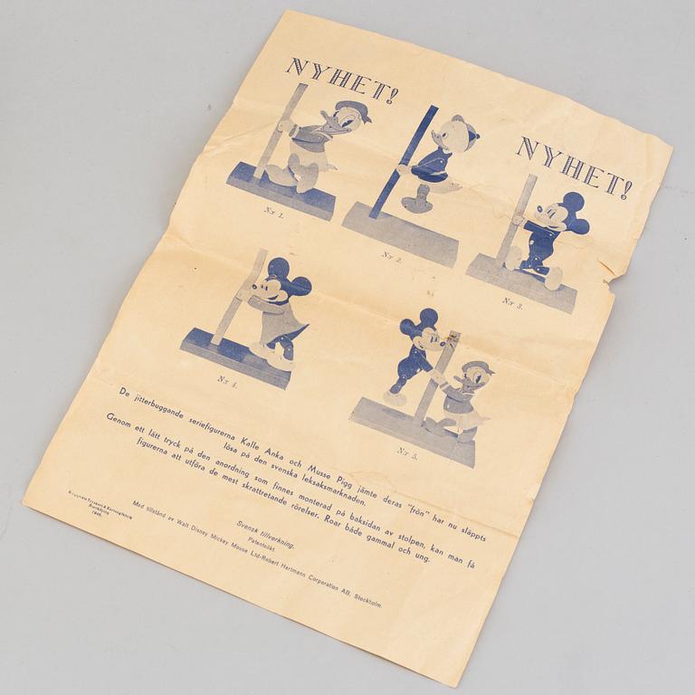 MUSSE PIGG, träfigur samt födelsedagskort, bl a Ringqvists Tryckeri och kartongfabrik, 1946 & 1930-tal, Hallbrothers inc.