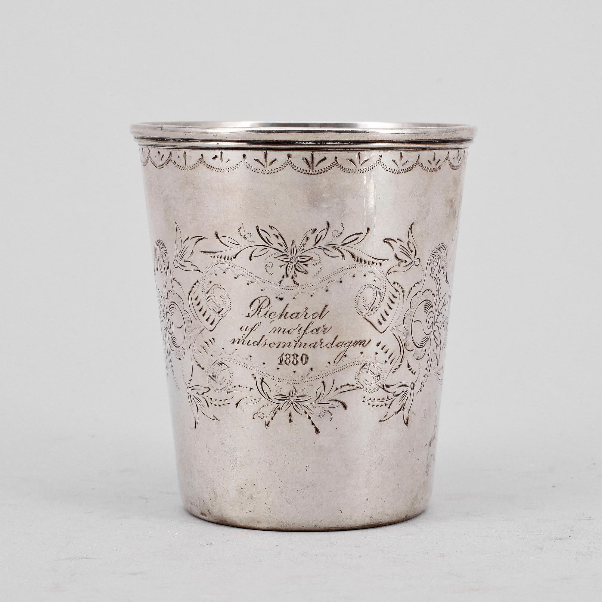 BÄGARE, silver, otdliga mästarstämplar, Stockholm, 1879. Vikt 101 gram.