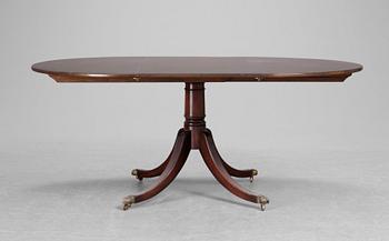 652. MATBORD. Regencystil.