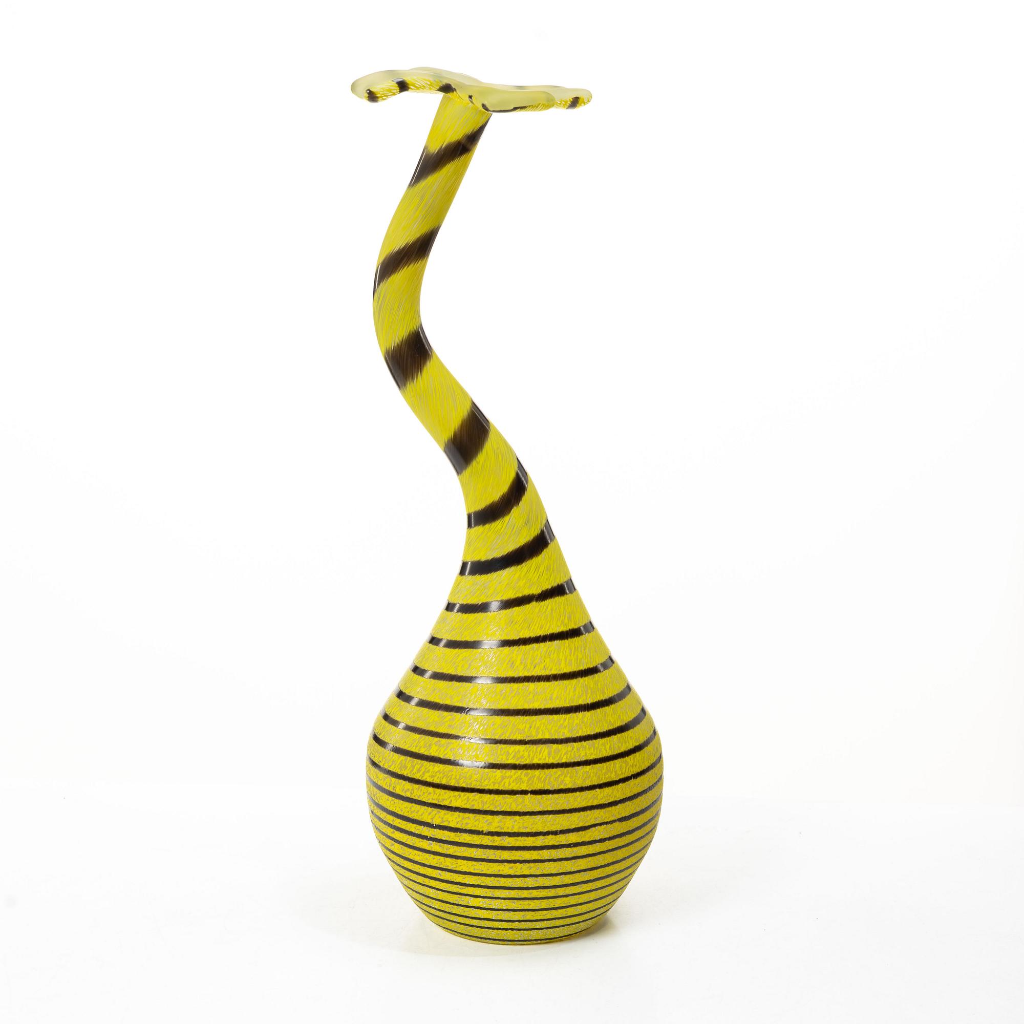 Ulrica Hydman-Vallien, vas, modell 49951, Kosta Boda.