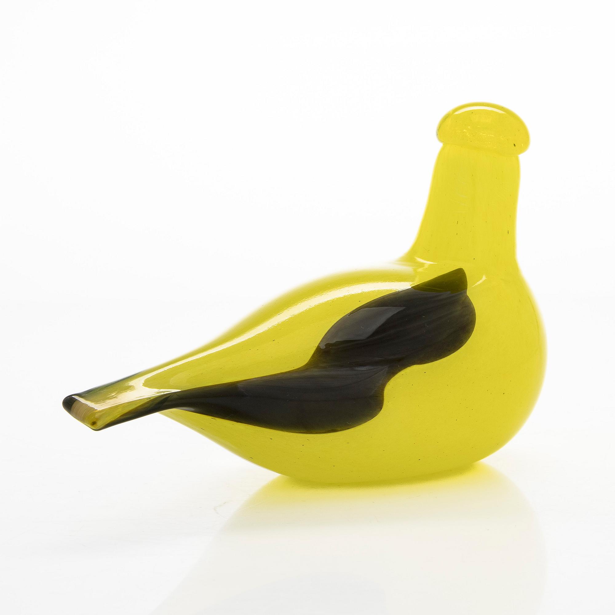Oiva Toikka, a "Kuhankeittäjä" glass bird, signed O. Toikka Nuutajärvi.
