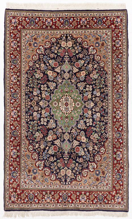 Matta, Isfahan, ca 230x140 cm.