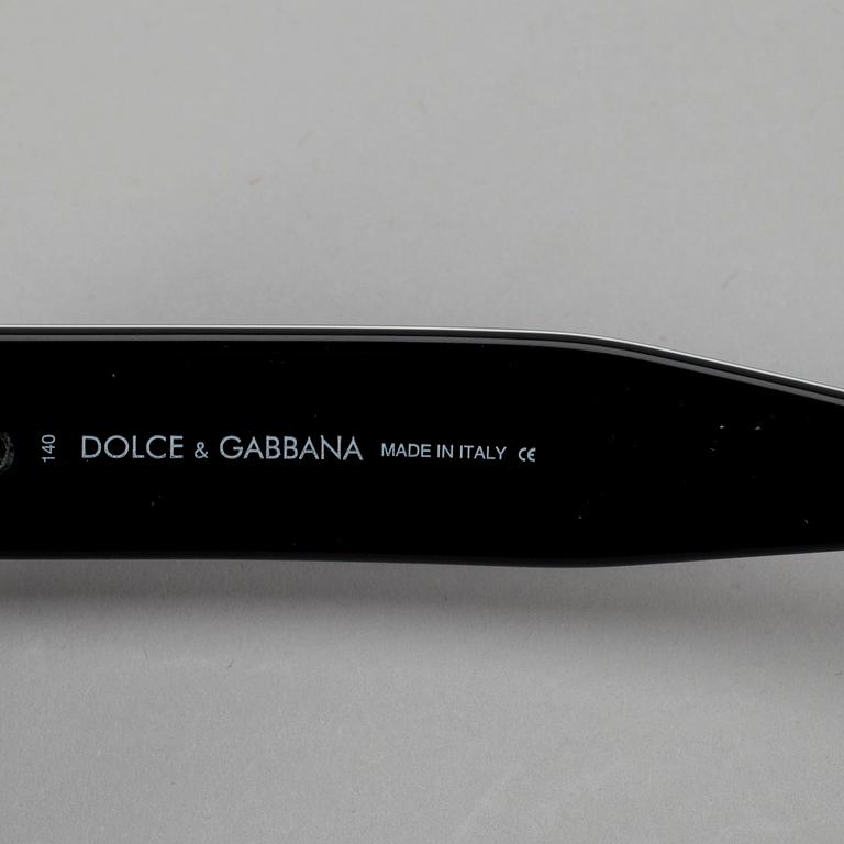 SOLGLASÖGON, Dolce & Gabbana.