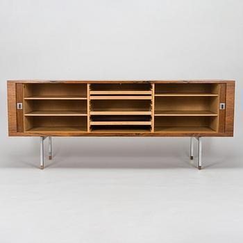 Hans J. Wegner, Senkki, "President", malli RY-25, Ry Møbler, Tanska 1960-luku.