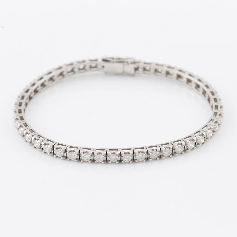 Tennis bracelet, 18K white gold with brilliant-cut diamonds.