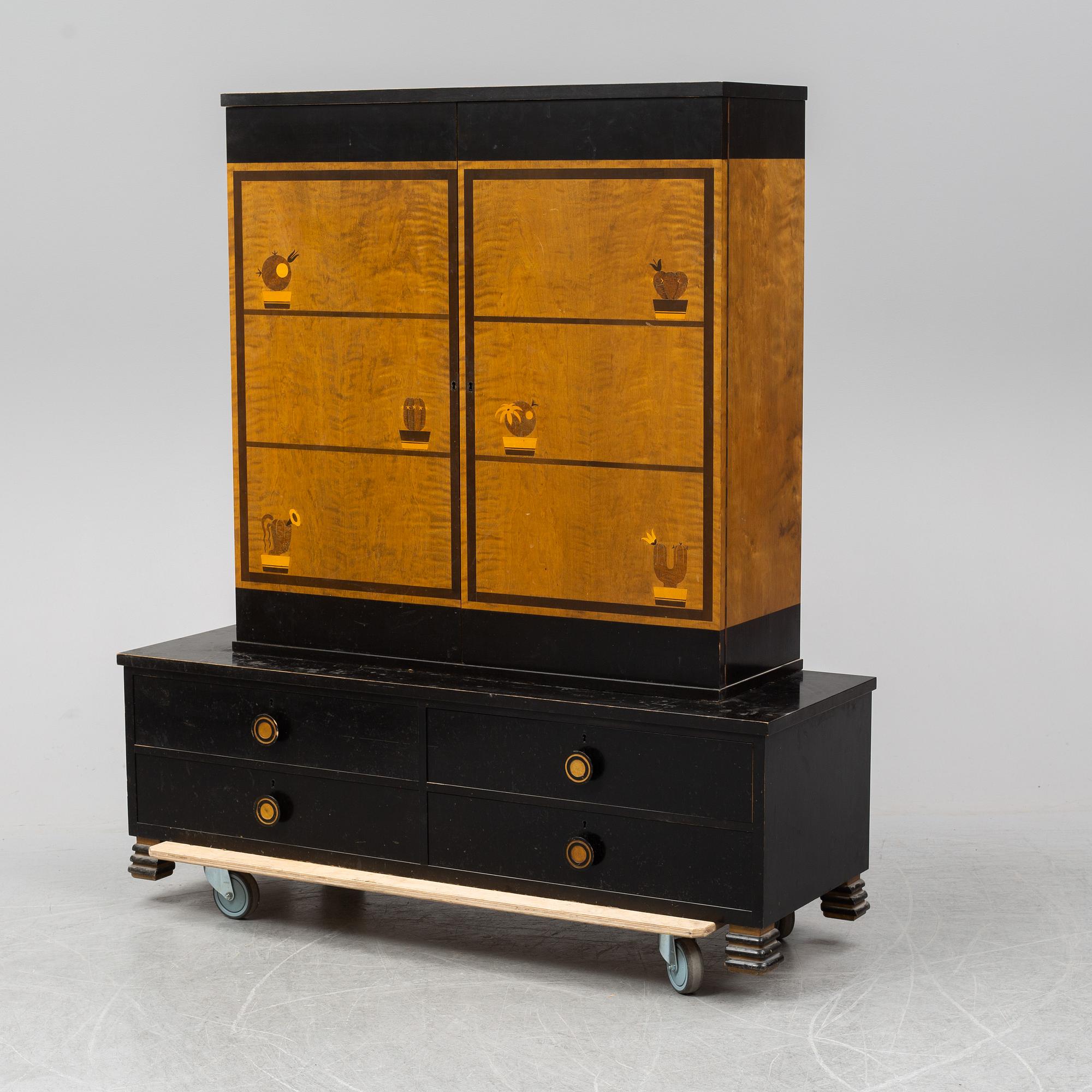 OTTO SCHULZ, a 1930's cabinet from Boet.