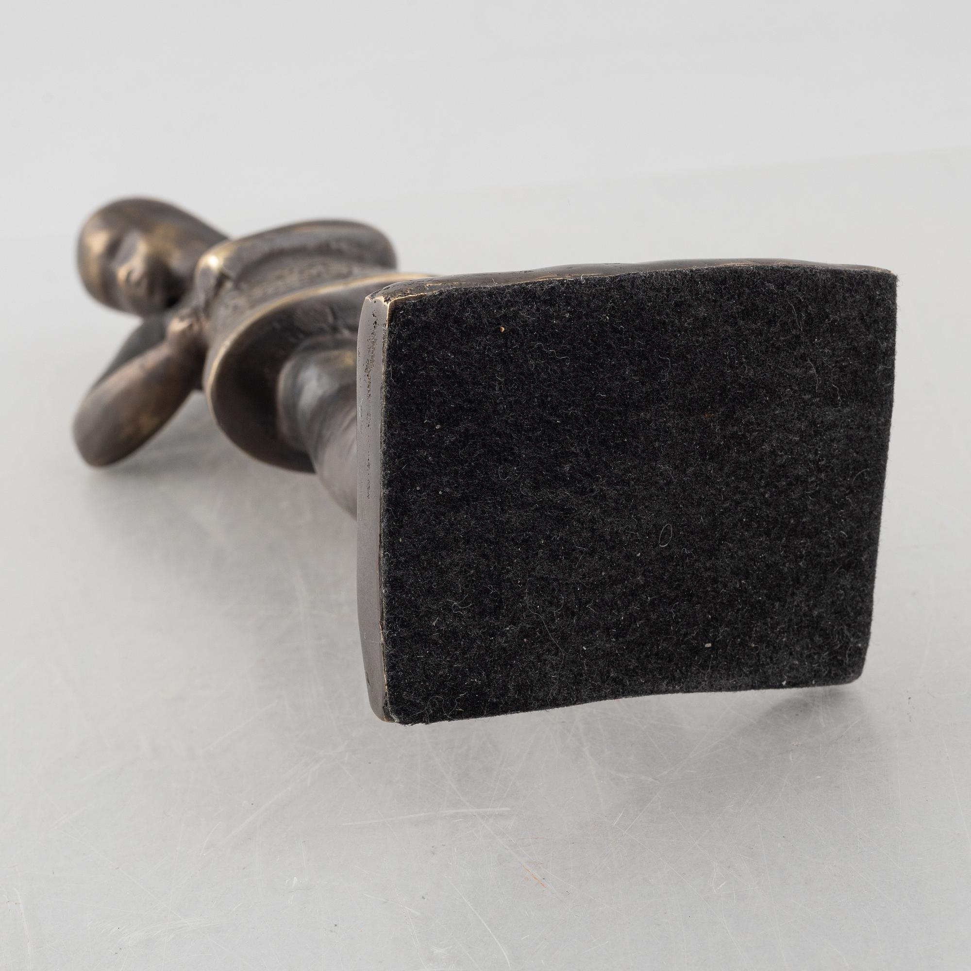 Lisa Larson, skulptur, brons, "Tonåring", för Galleri Scandia, ed 714/999.