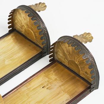 A pair of Swedish Grace wall lamps, 1920s-30s.